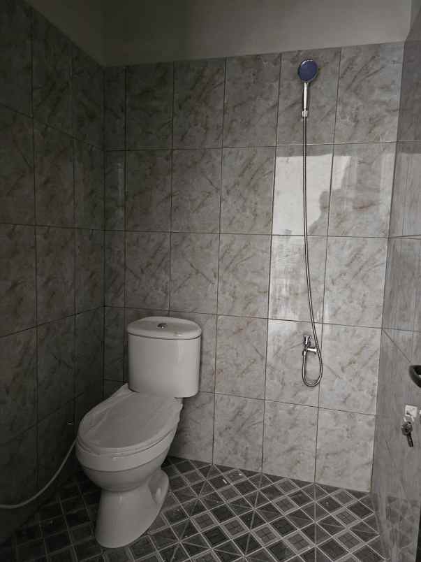 dijual rumah jalan h thabronih