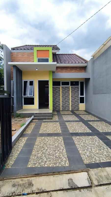 dijual rumah jalan jawa harapan jaya