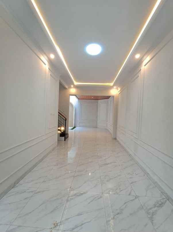 dijual rumah jalan kebagusan jakarta
