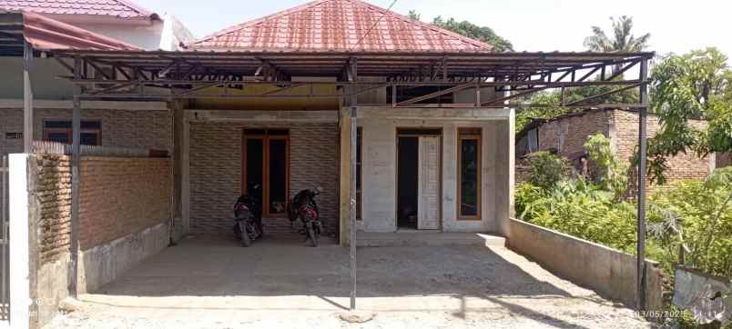 dijual rumah jalan pembinaan hulu laut