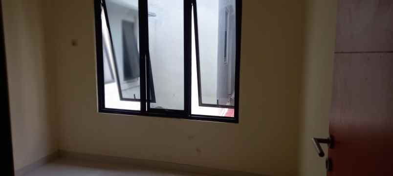 dijual rumah jalan percetakan negara