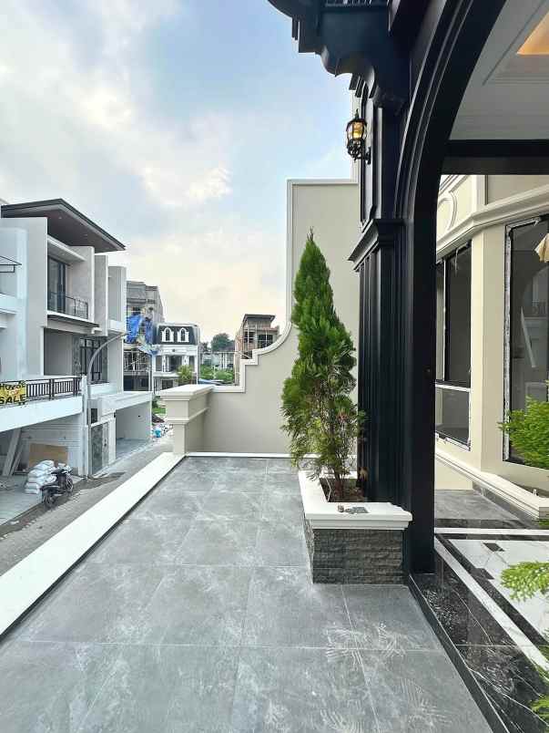 dijual rumah jalan raya jagakarsa