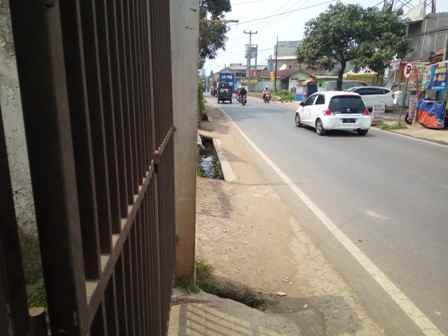 dijual rumah jalan raya panaris desa