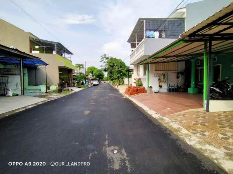 dijual rumah jalan raya serpong alam