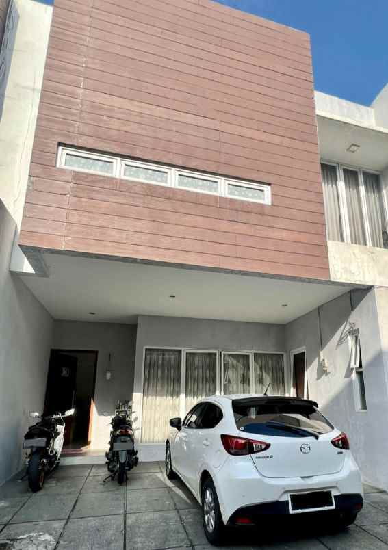 dijual rumah jalan raya veteran tanah