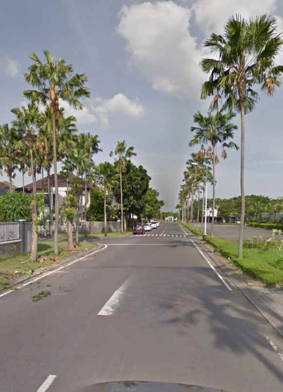 dijual rumah jalan royal residence