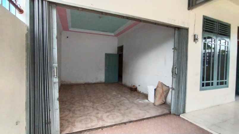 dijual rumah jalan y m sabran tanjung