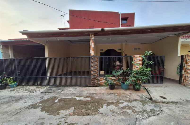 dijual rumah jati kramat jati asih