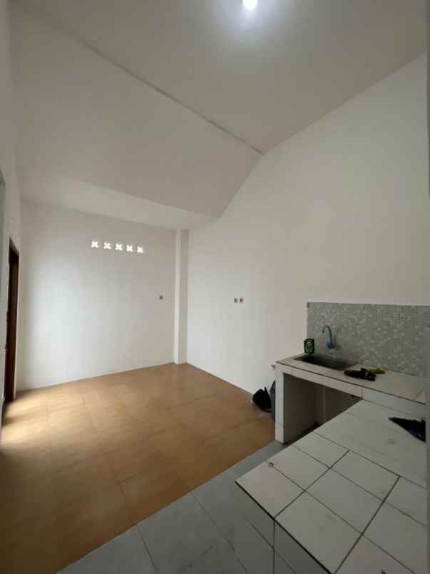 dijual rumah jatisari