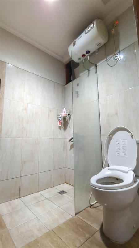 dijual rumah jatiwaringin jakarta timur