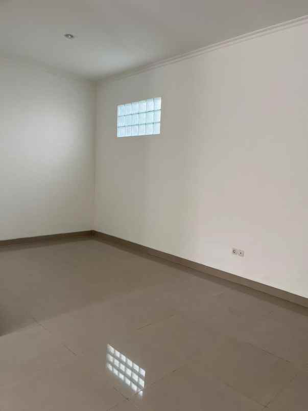 dijual rumah jatiwaringin pondok gede