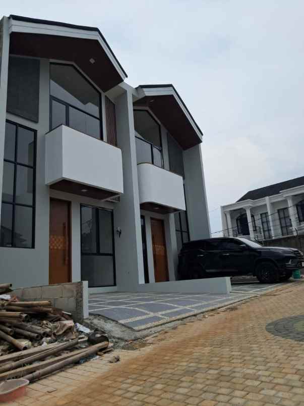 dijual rumah jjk193