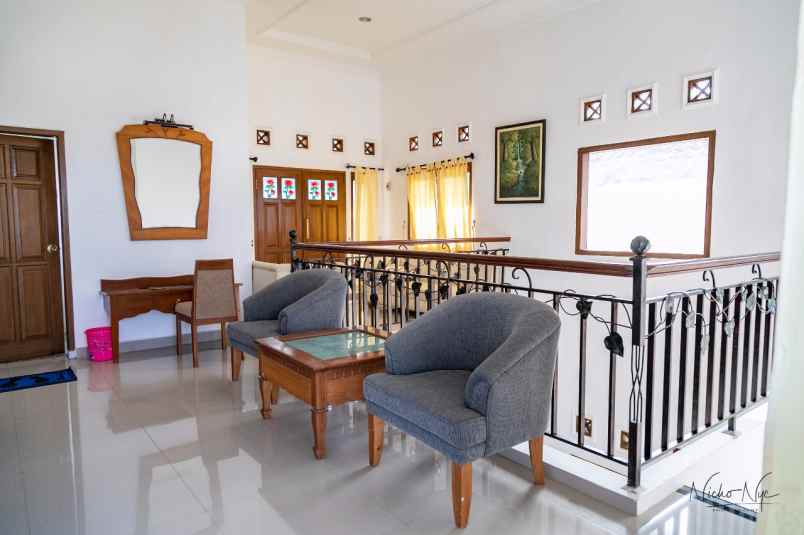 dijual rumah jl abdul gani atas