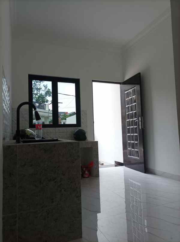 dijual rumah jl duren sawit raya duren