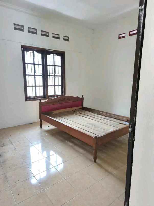 dijual rumah jl godean km 6