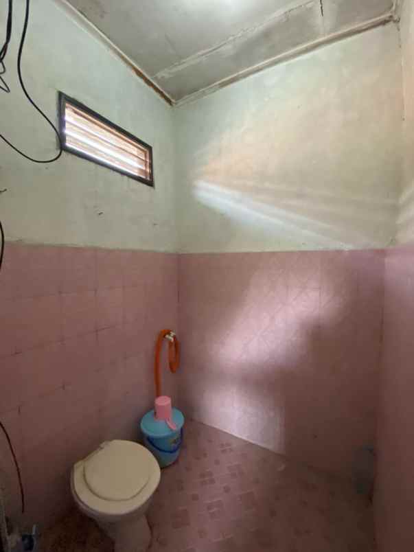 dijual rumah jl kaharudin nasution