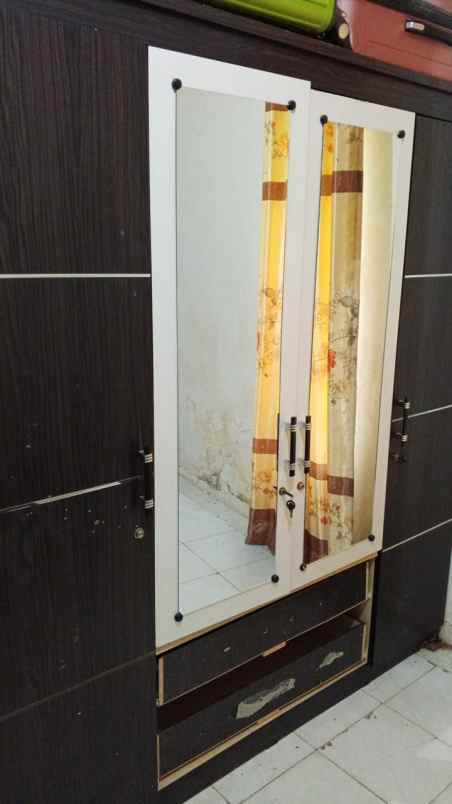 dijual rumah jl kaharudin nasution