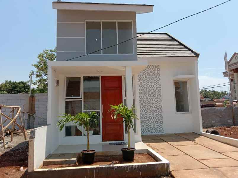 dijual rumah jl karya logam