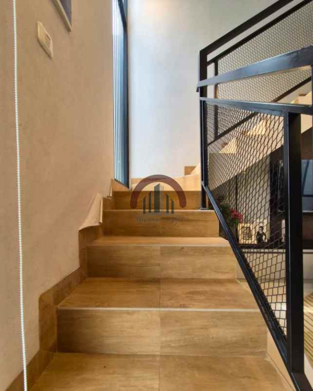 dijual rumah jl kemiri raya pondok cabe