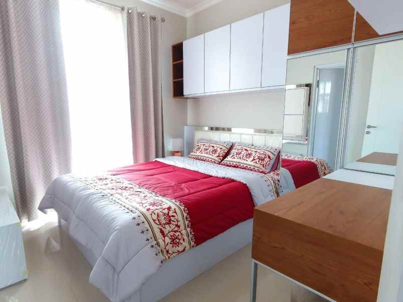 dijual rumah jl kenigayo setu