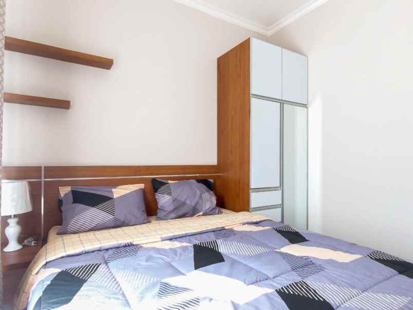 dijual rumah jl kenigayo setu