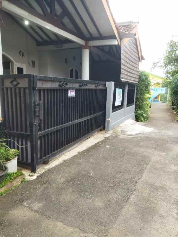 dijual rumah jl kh abdurrahman no 148