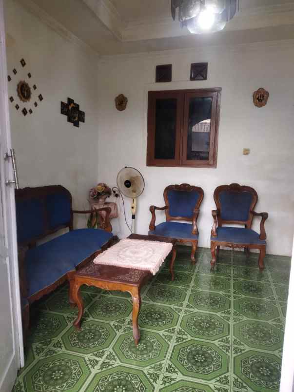 dijual rumah jl kh abdurrahman no 148