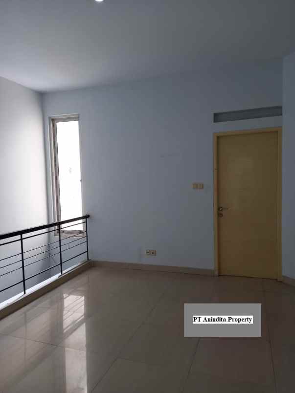 dijual rumah jl legoso raya pisangan