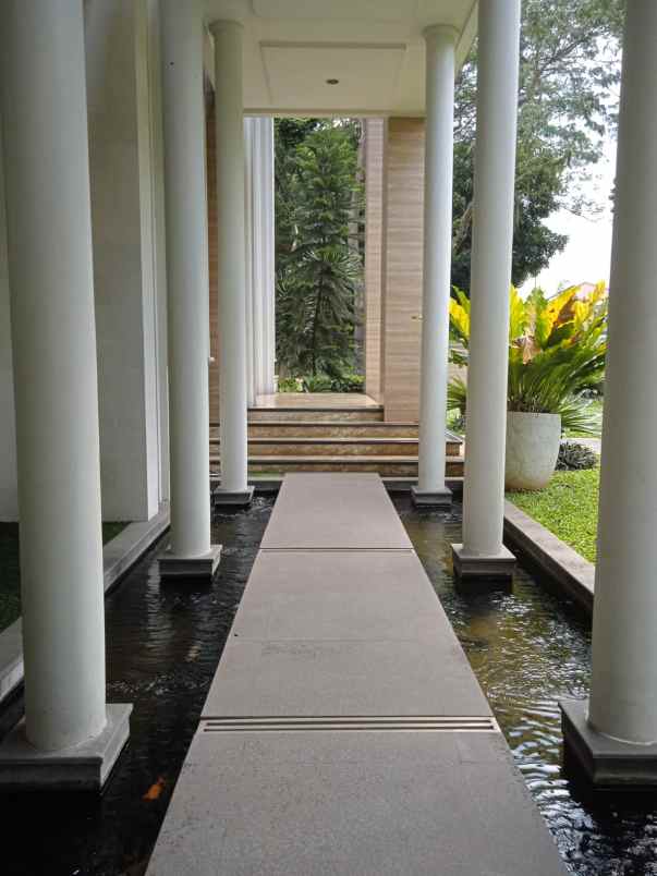 dijual rumah jl menteng raya bintaro