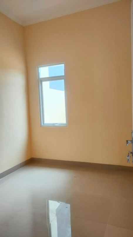 dijual rumah jl mutiara baru kedung