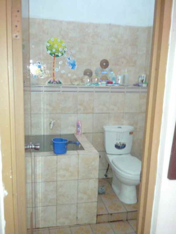 dijual rumah jl pancoran mas depok