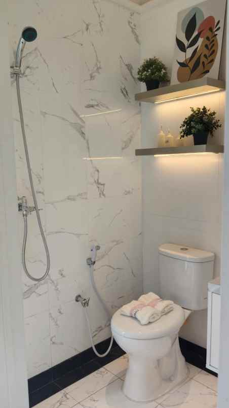 dijual rumah jl paradise serpong city 2