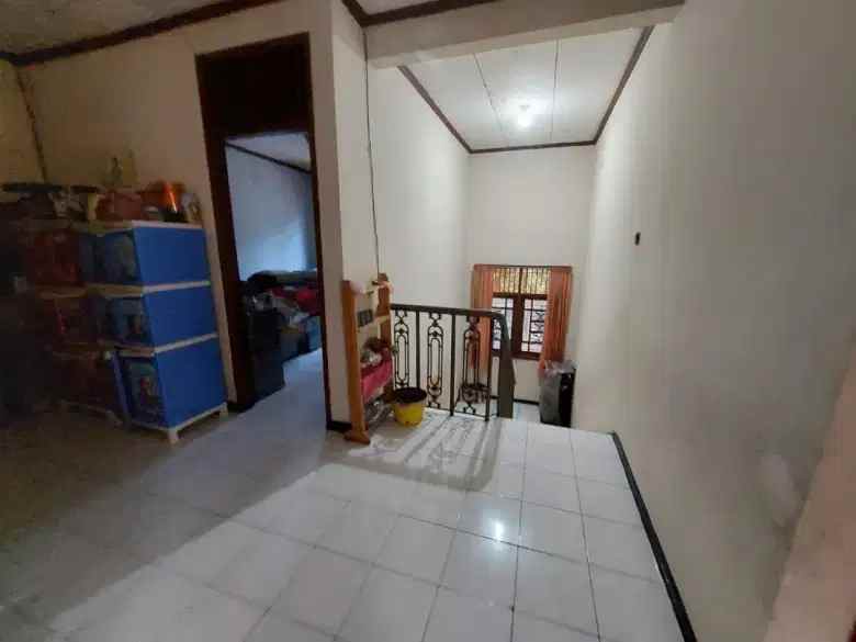 dijual rumah jl pondok kelapa duren
