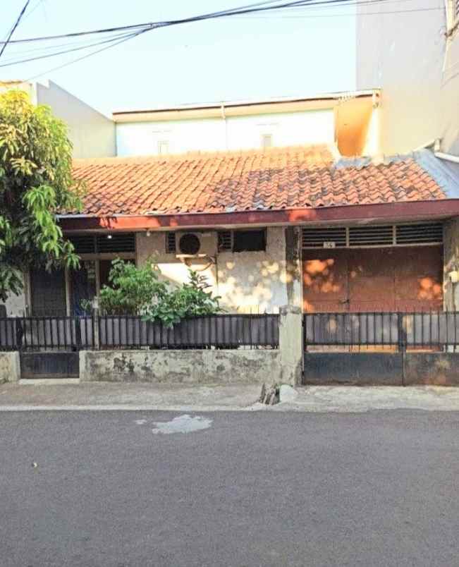 dijual rumah jl pulo asem rawamangun
