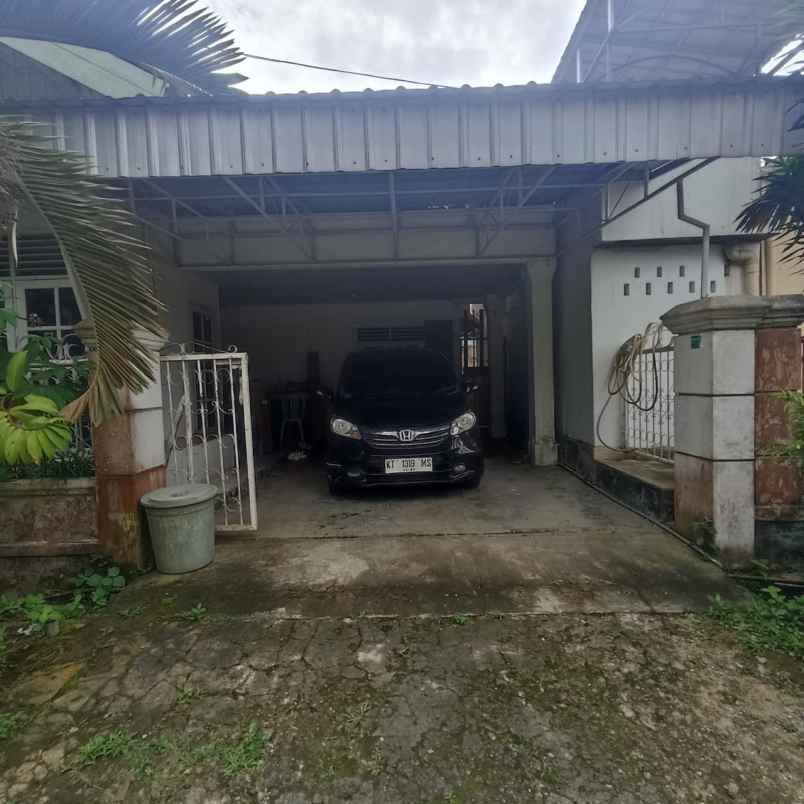 dijual rumah jl raudah