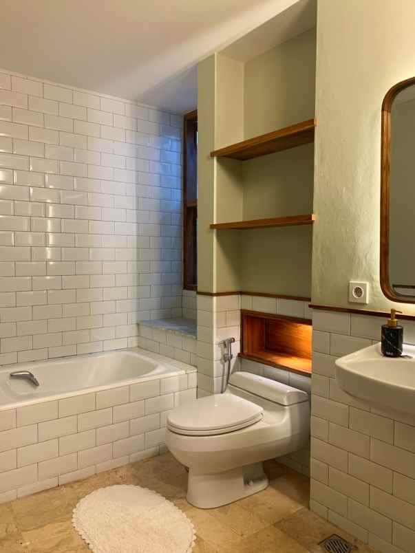 dijual rumah jl rawamangun jakarta timur