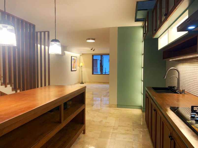 dijual rumah jl rawamangun jakarta timur