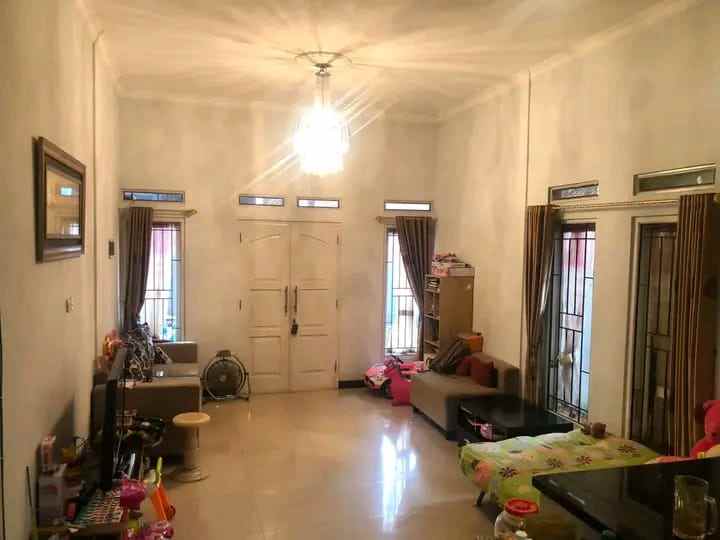 dijual rumah jl raya hankam jatiwarna