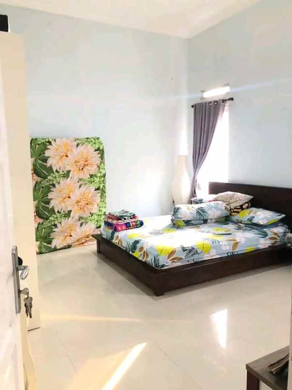 dijual rumah jl raya hankam jatiwarna