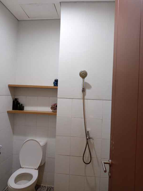 dijual rumah jl raya mustikasari kota