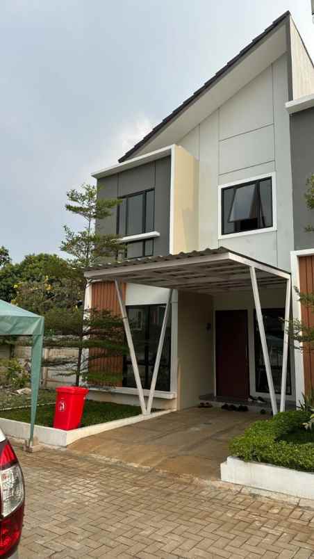 dijual rumah jl raya mustikasari kota