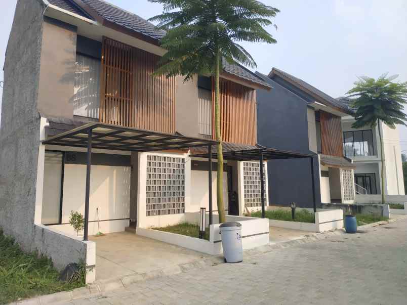 dijual rumah jl raya tapos depok cimanggis
