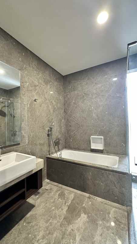 dijual rumah jl rc veteran raya bintaro