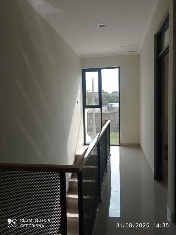 dijual rumah jl sukamaju