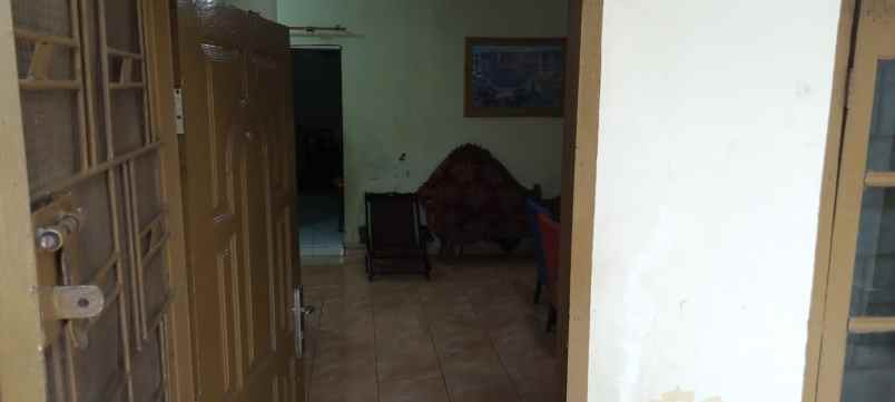 dijual rumah jl willem iskandar depan