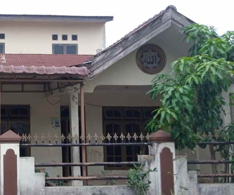 dijual rumah jl willem iskandar depan