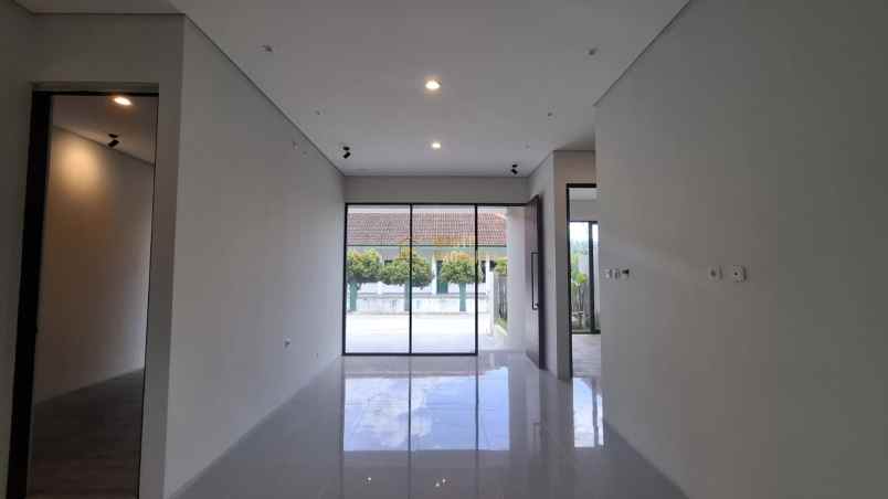 dijual rumah kalasan