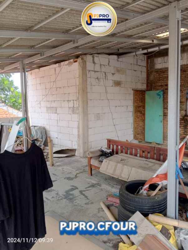 dijual rumah kaliabang