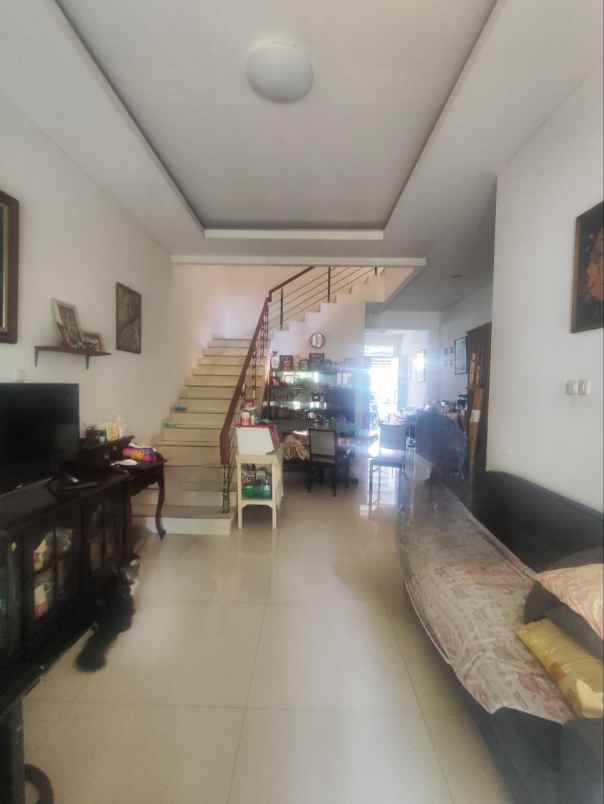 dijual rumah kalibata