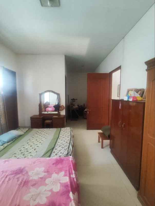 dijual rumah kalibata